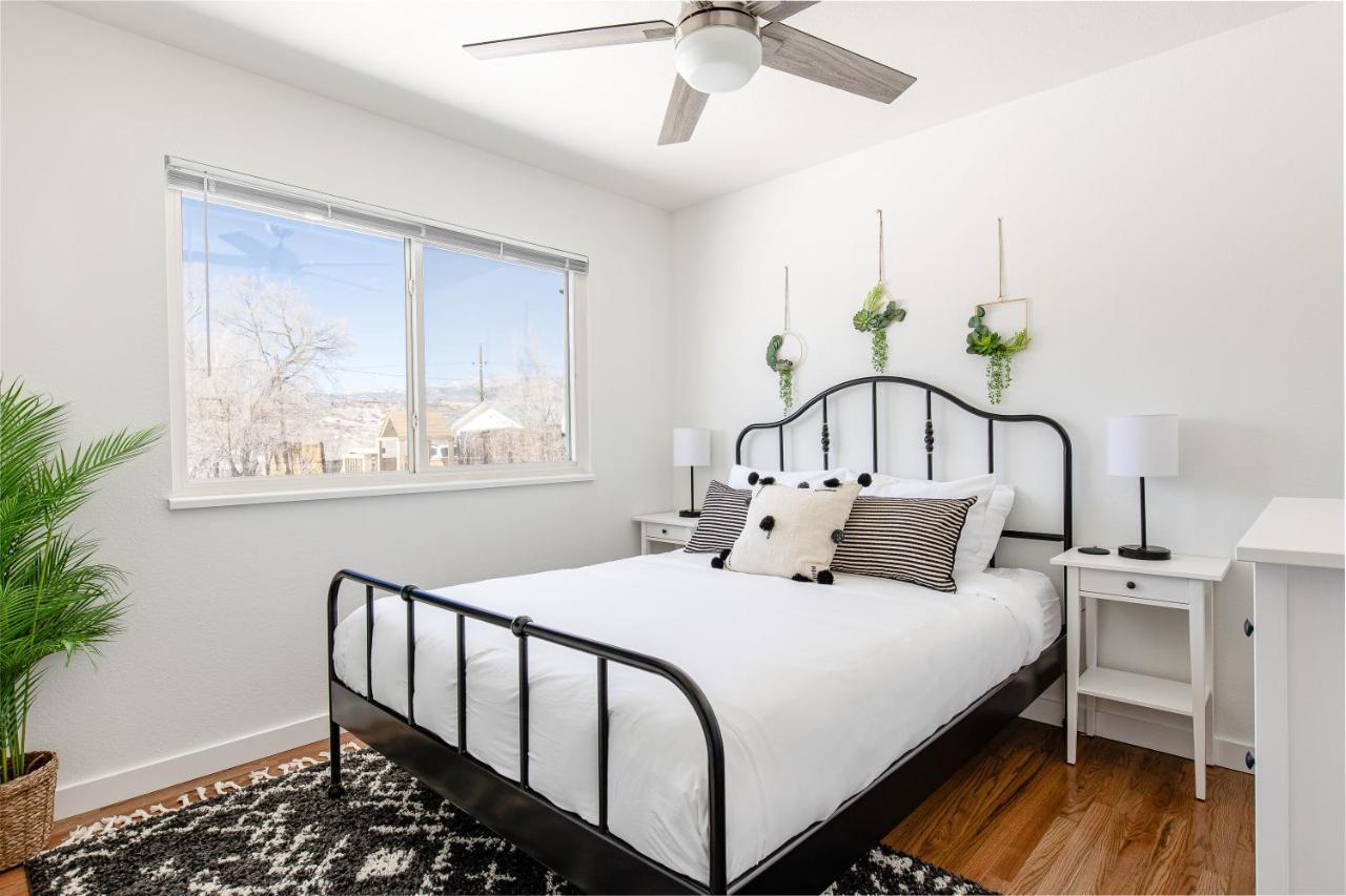 Well-stocked, Family Friendly On The Westside Str-1669 Holiday home