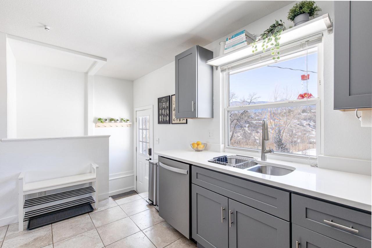 Well-stocked, Family Friendly On The Westside Str-1669 Holiday home