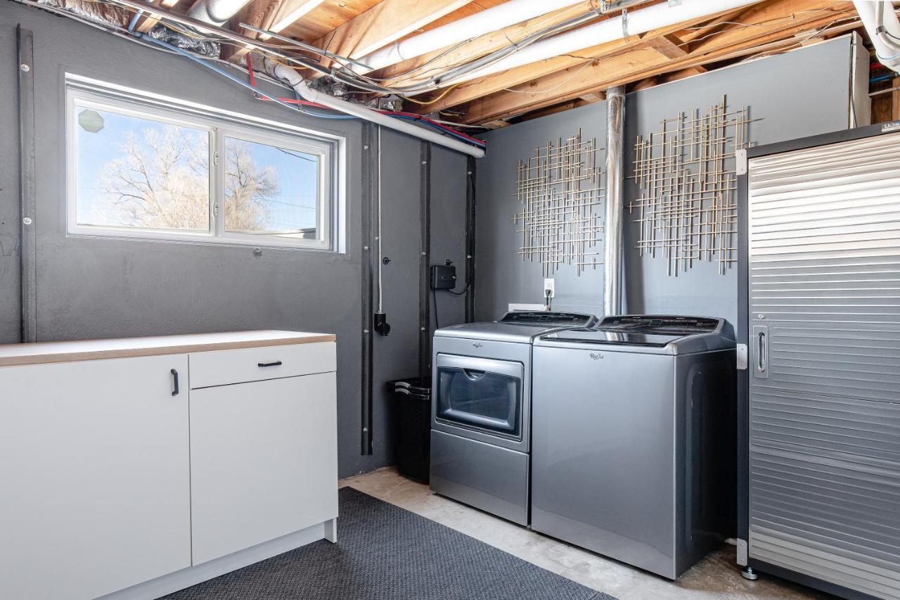 Well-stocked, Family Friendly On The Westside Str-1669 Holiday home