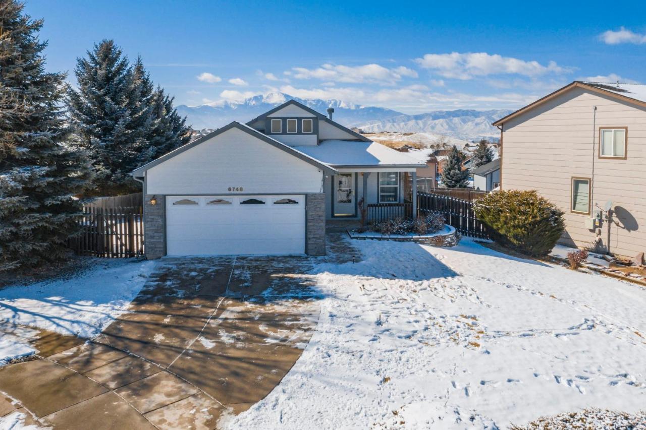 Holiday home Cozy 4br House With Peak Views In