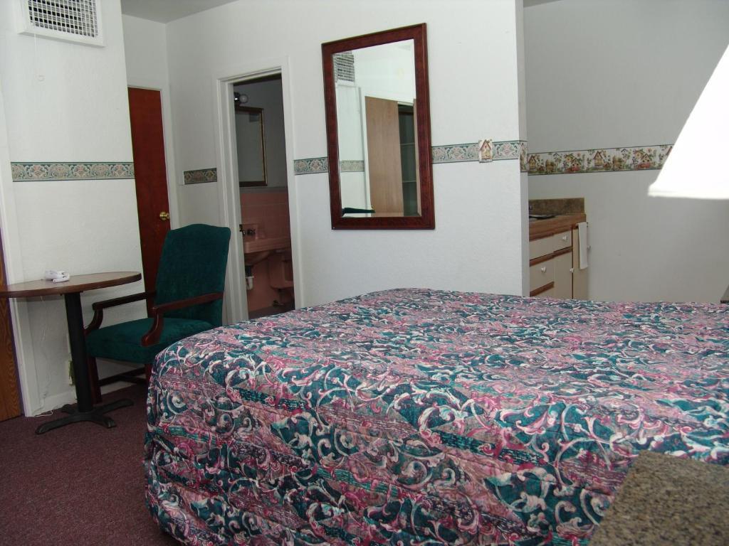 Springs Motel 2*