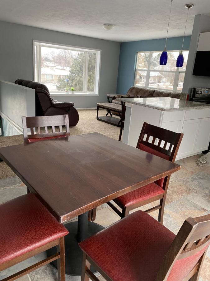 Three Bedroom, California King Bed Colorado Springs