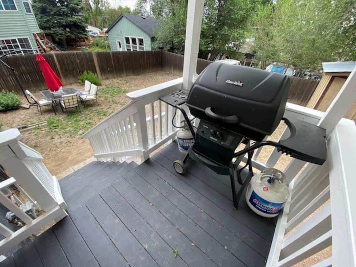 North Of Sodermann Park Centrally Located 2/1 Upstairs Of House * Colorado Springs
