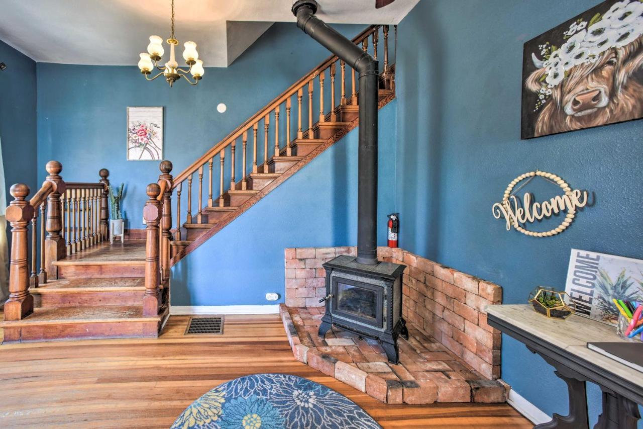 Historic Old Colorado With Backyard! * Colorado Springs