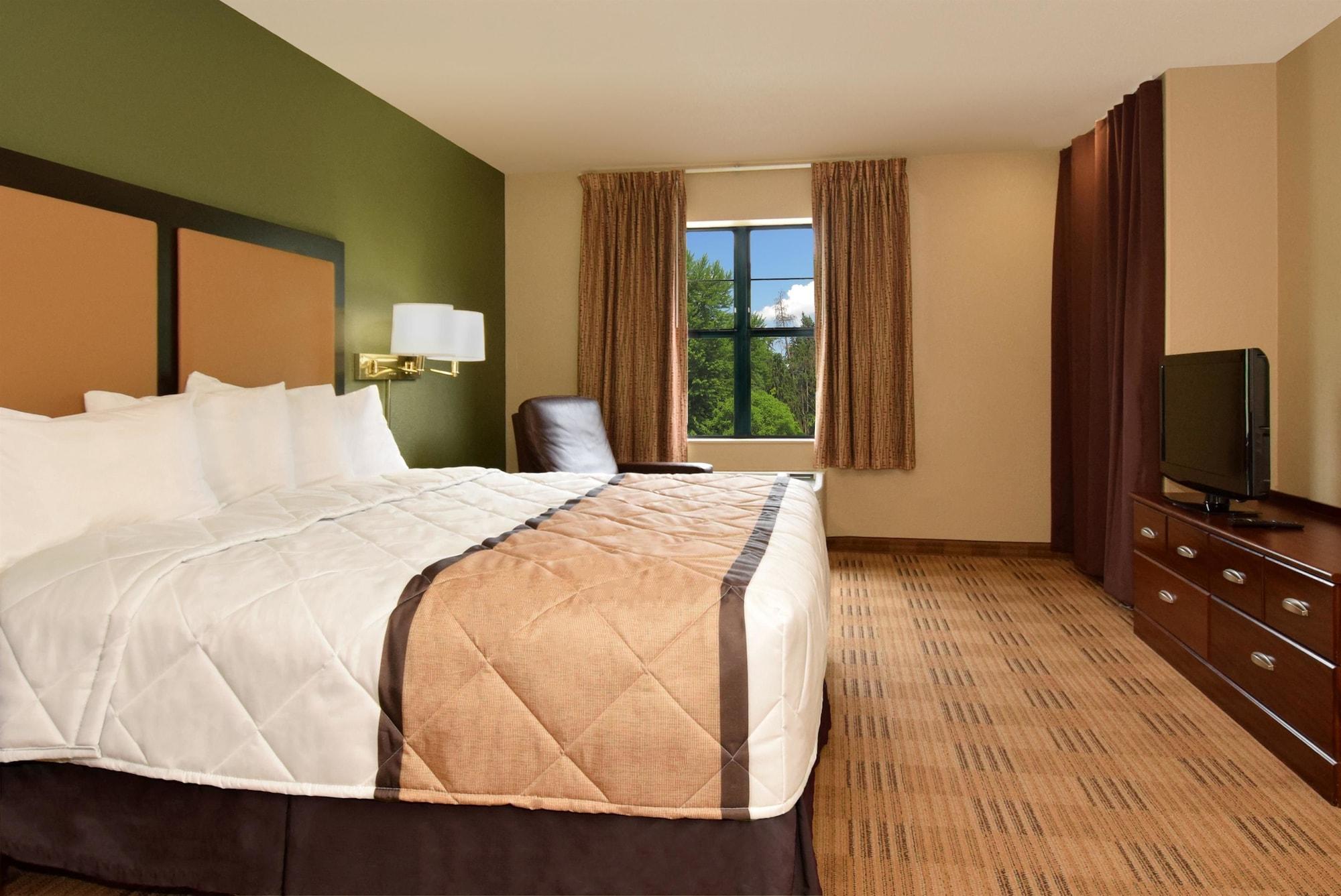 Hotel Extended America - - West Colorado Springs