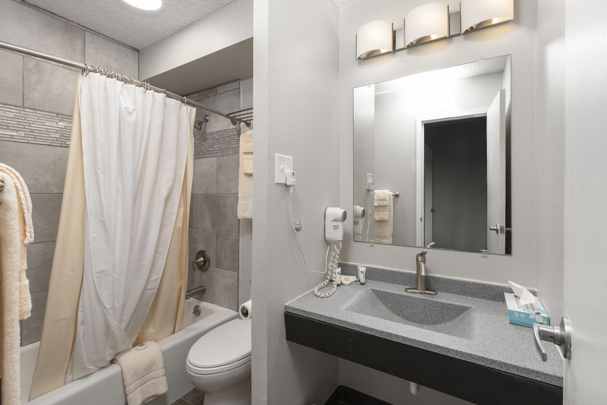 Satellite 3* Colorado Springs