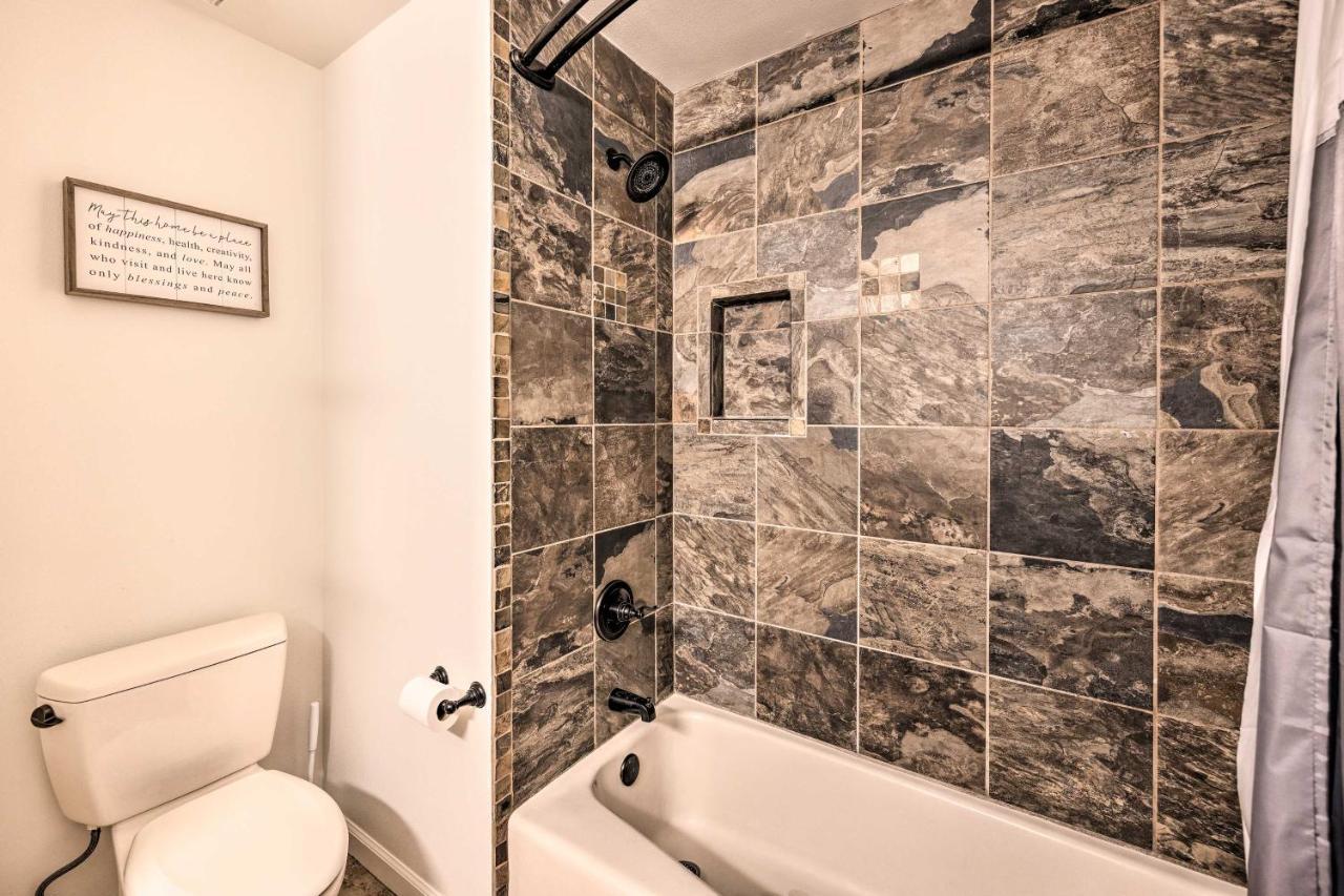 Luxe Garden-level With Sauna And Gym! Colorado Springs