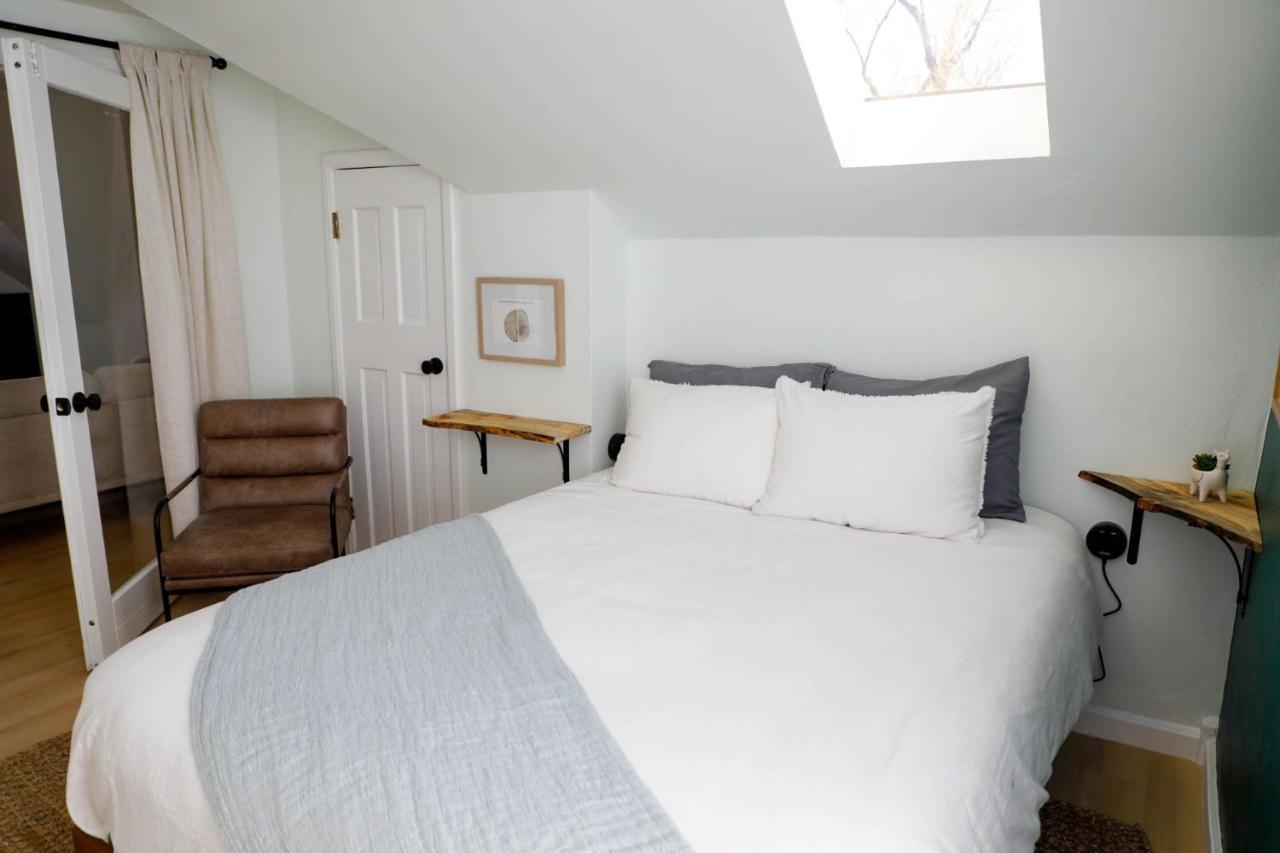 Stunning Westside Gem - Old Colorado City - Apartment Colorado Springs