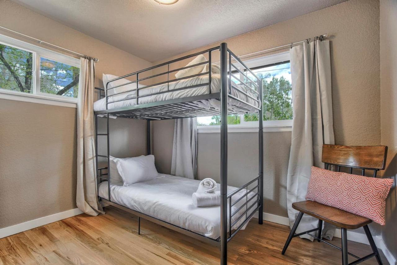 Central, Cozy 5br House In Old Colorado City Holiday home *
