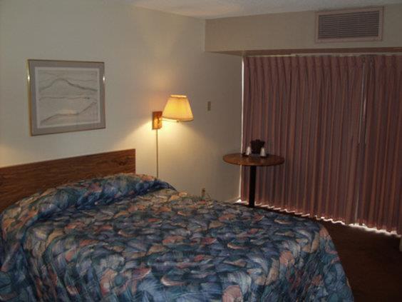 Hotel Satellite