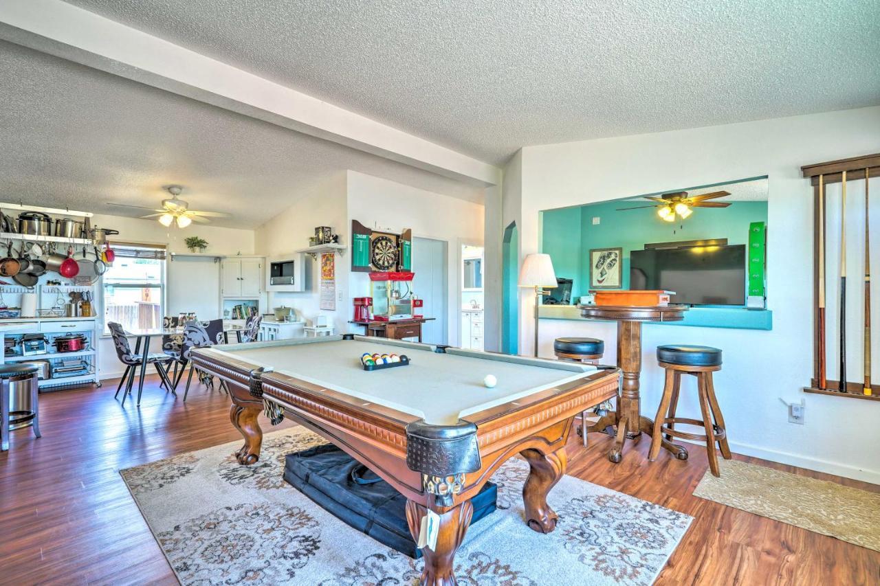 East With Game And Backyard * Colorado Springs