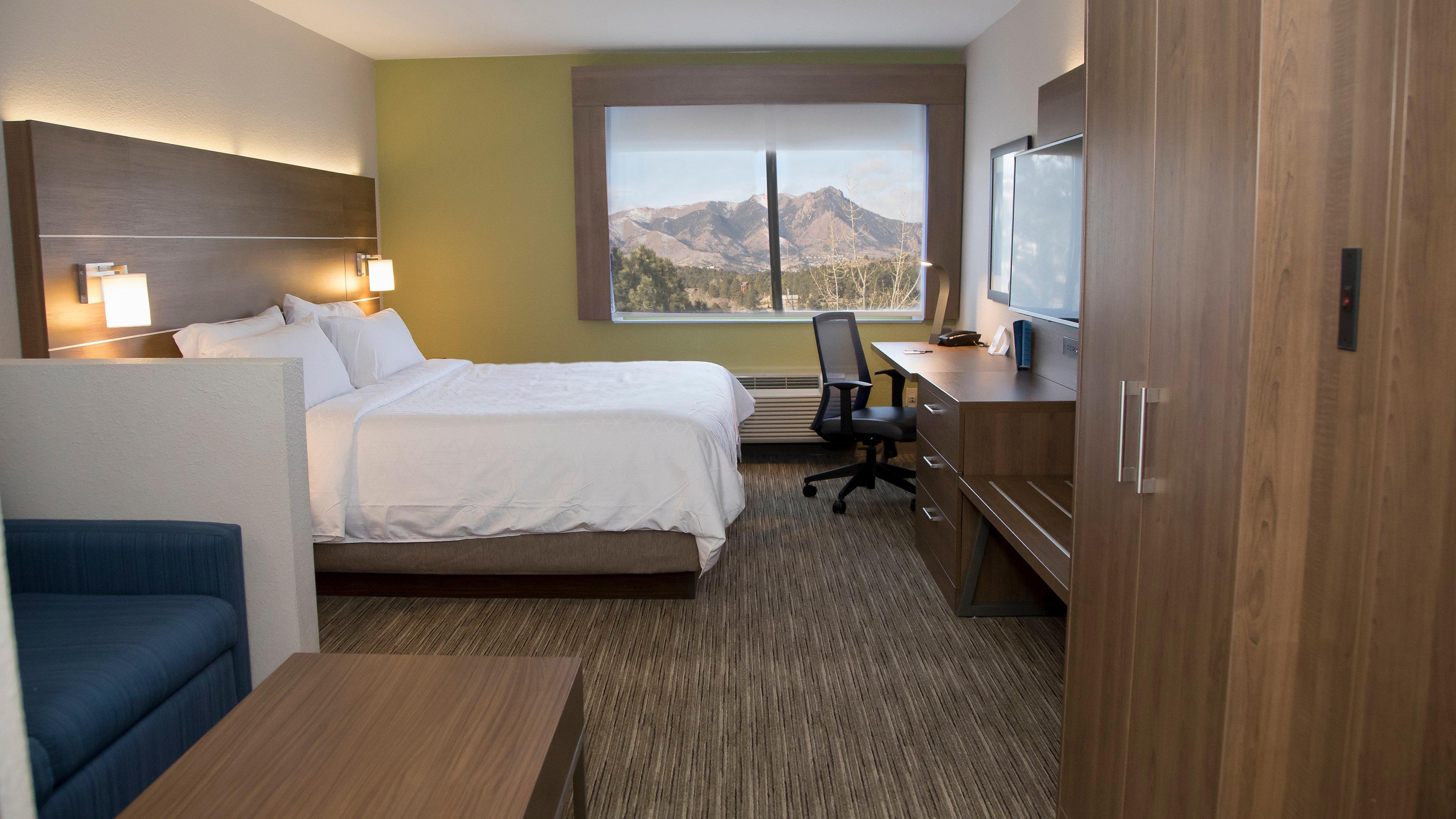 Express & North By Ihg Hotel