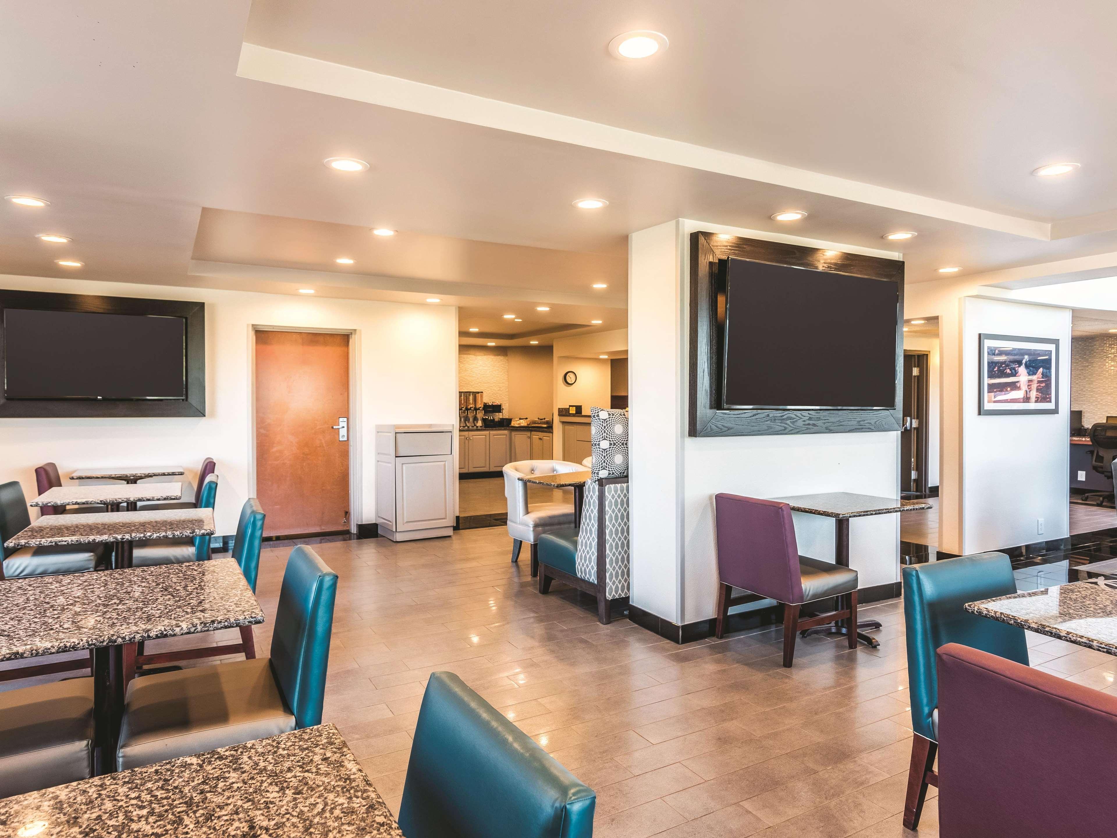 La Quinta By Wyndham North Hotel 3*