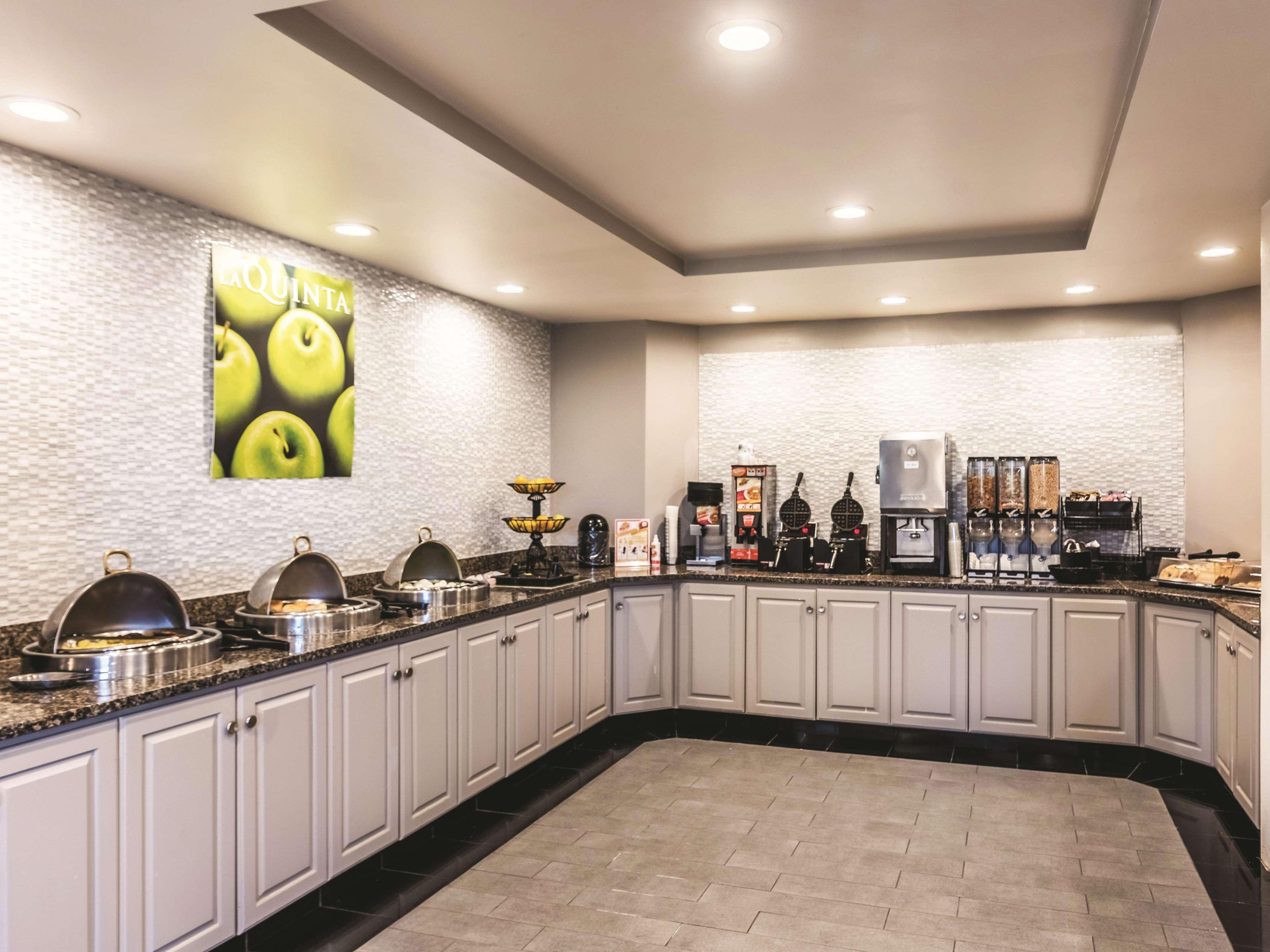 La Quinta By Wyndham North