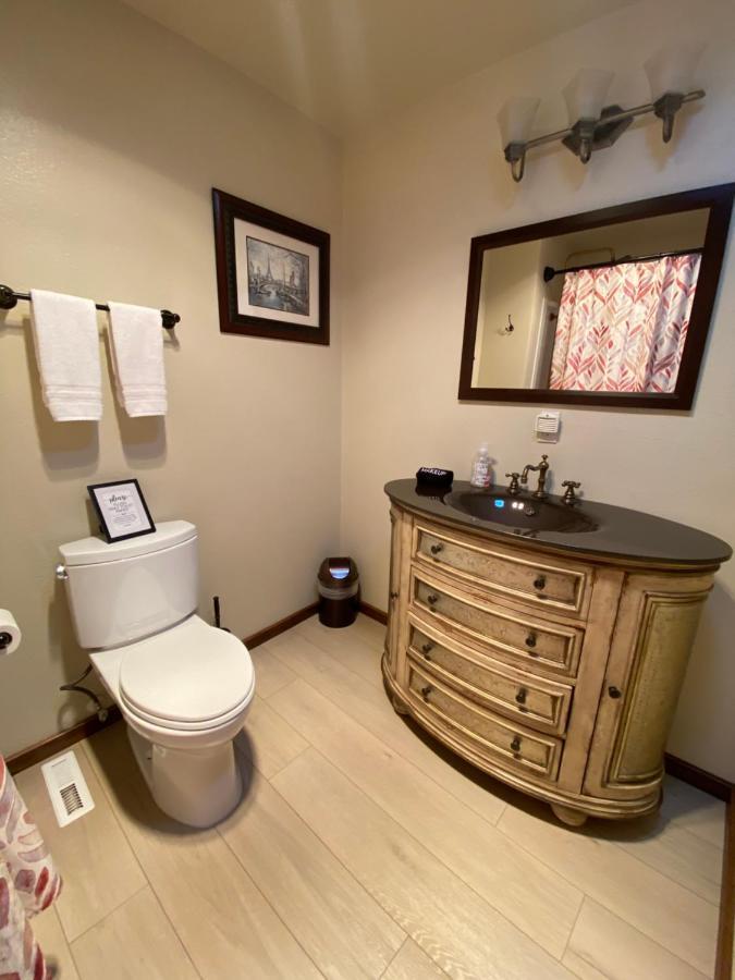 Spacious Family In The Holiday home Colorado Springs