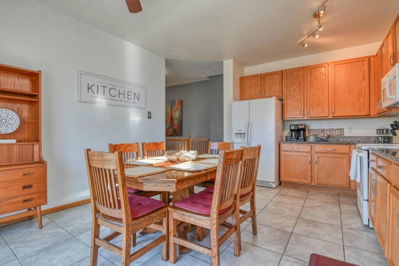 Holiday home Family Escape 5 Min To Airforce Academy Mtn Views Colorado Springs