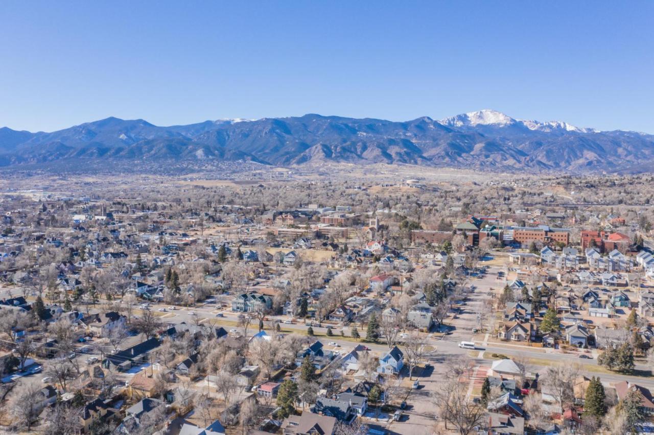 Holiday home Victorian Charm With Hot Tub & Fire Pit Downtown Colorado Springs