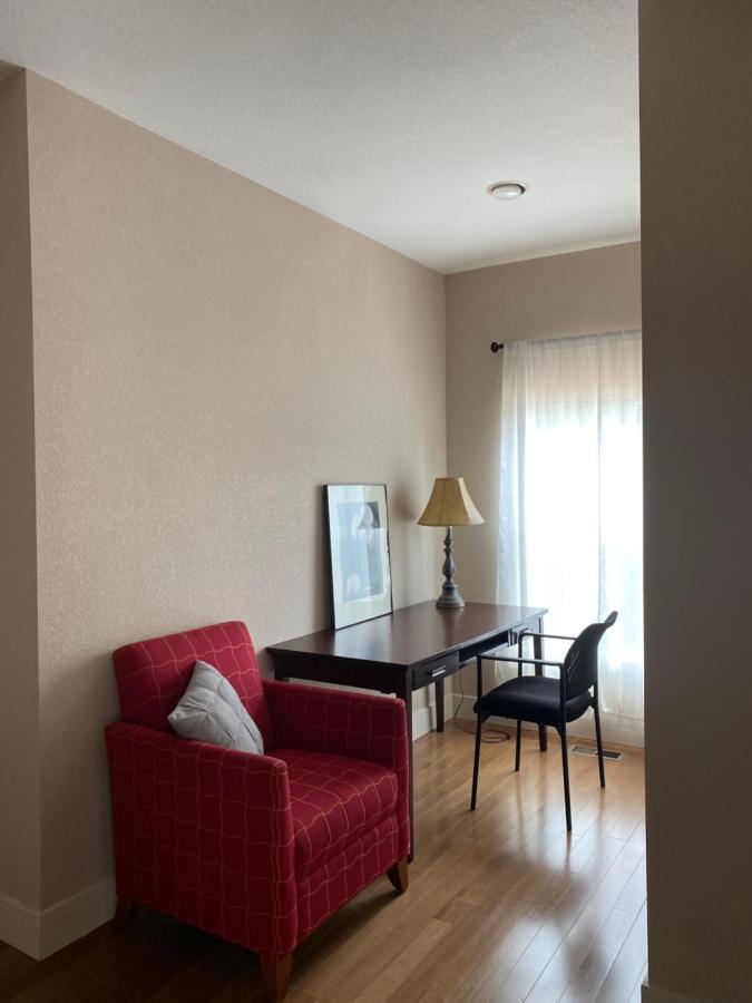 Holiday home Huge Cozy With Many Bedrooms In Ivywild Colorado Springs