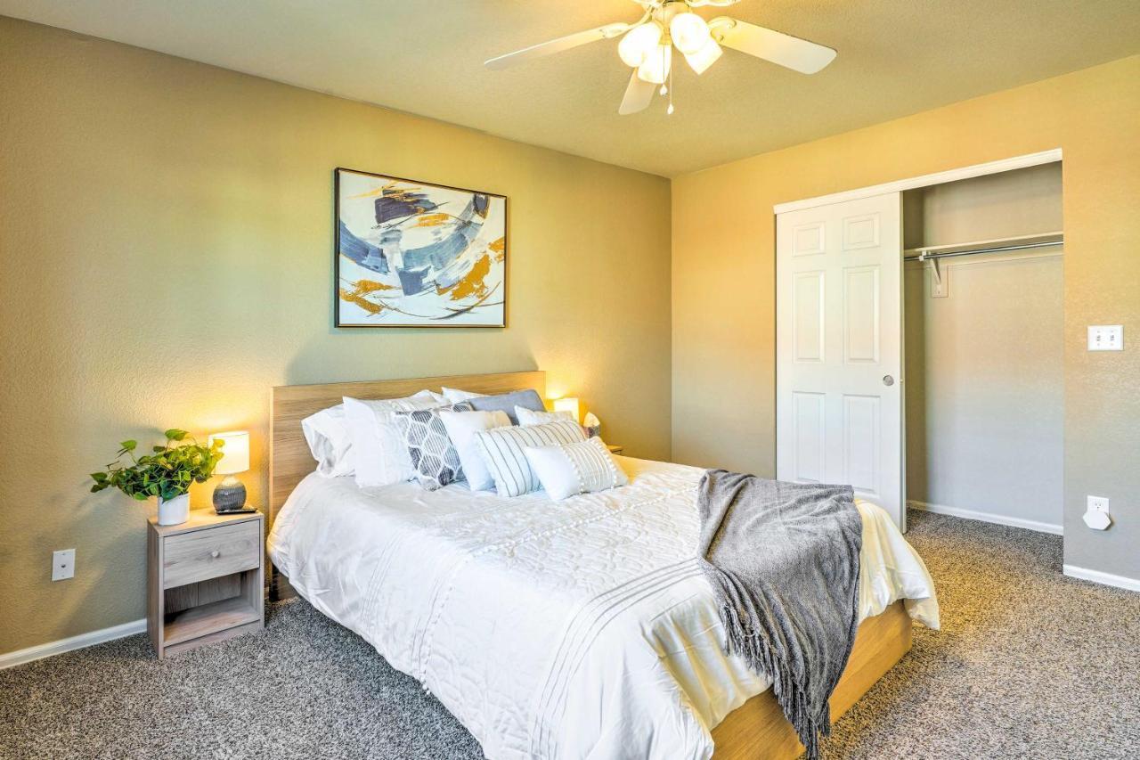 Holiday home Spacious Springs And Patio About 10 Mi To Dtwn Colorado Springs