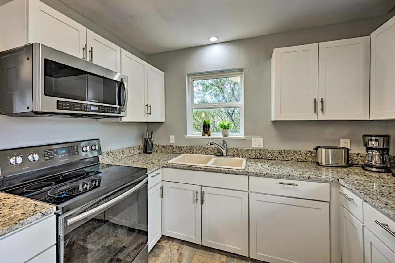 Villa Three Bedroom, California King Bed