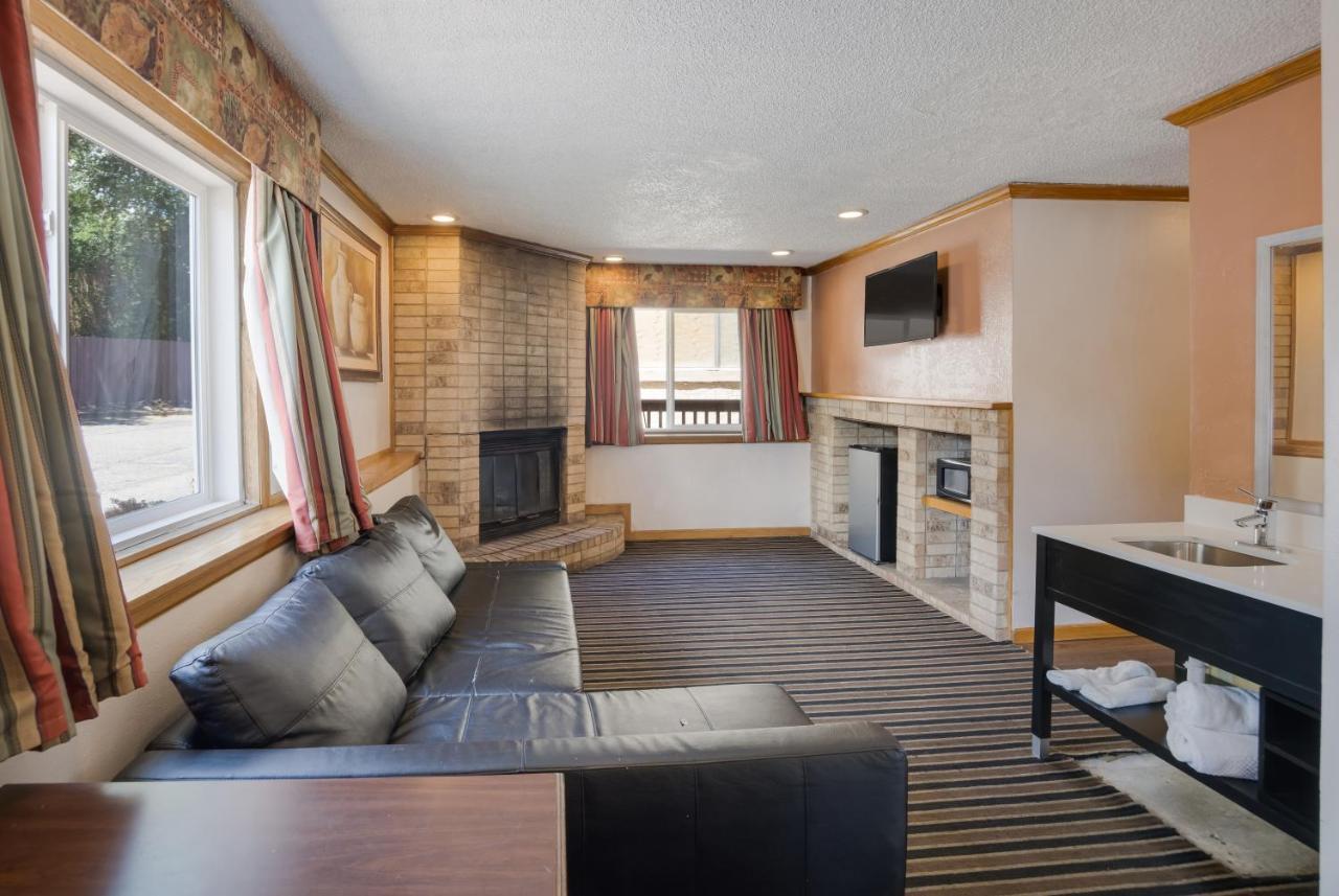 Rodeway 2* Colorado Springs