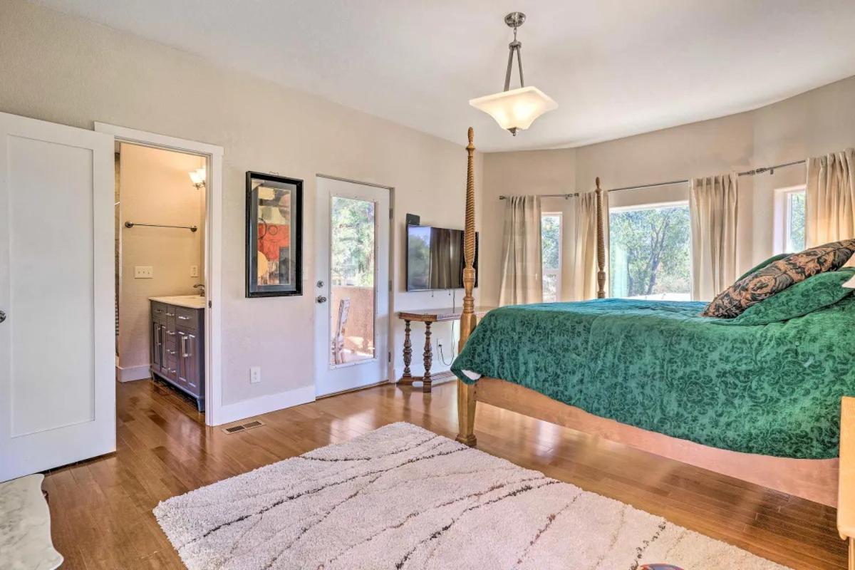 Huge Cozy With Many Bedrooms In Ivywild Holiday home *