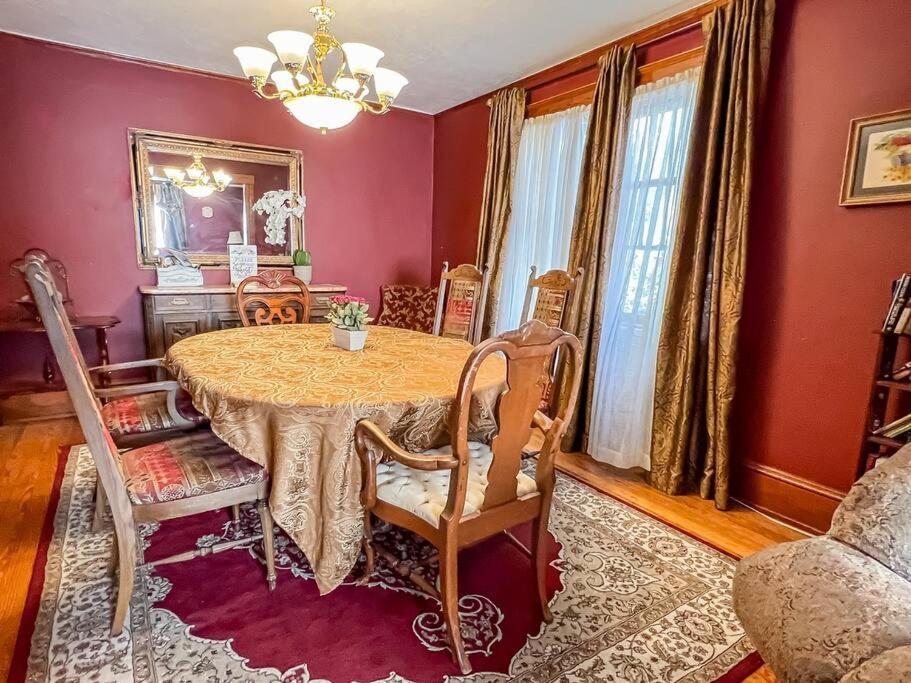 Full Kitchen,close To Downtown And Family Friendly Colorado Springs