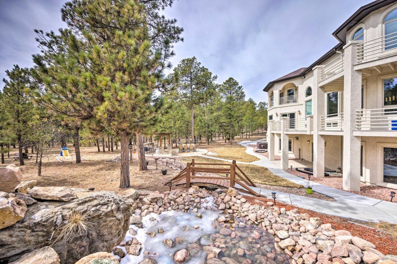 Holiday home Estate With Indoor Pool And Decks About 25 Mi To Dtwn Colorado Springs