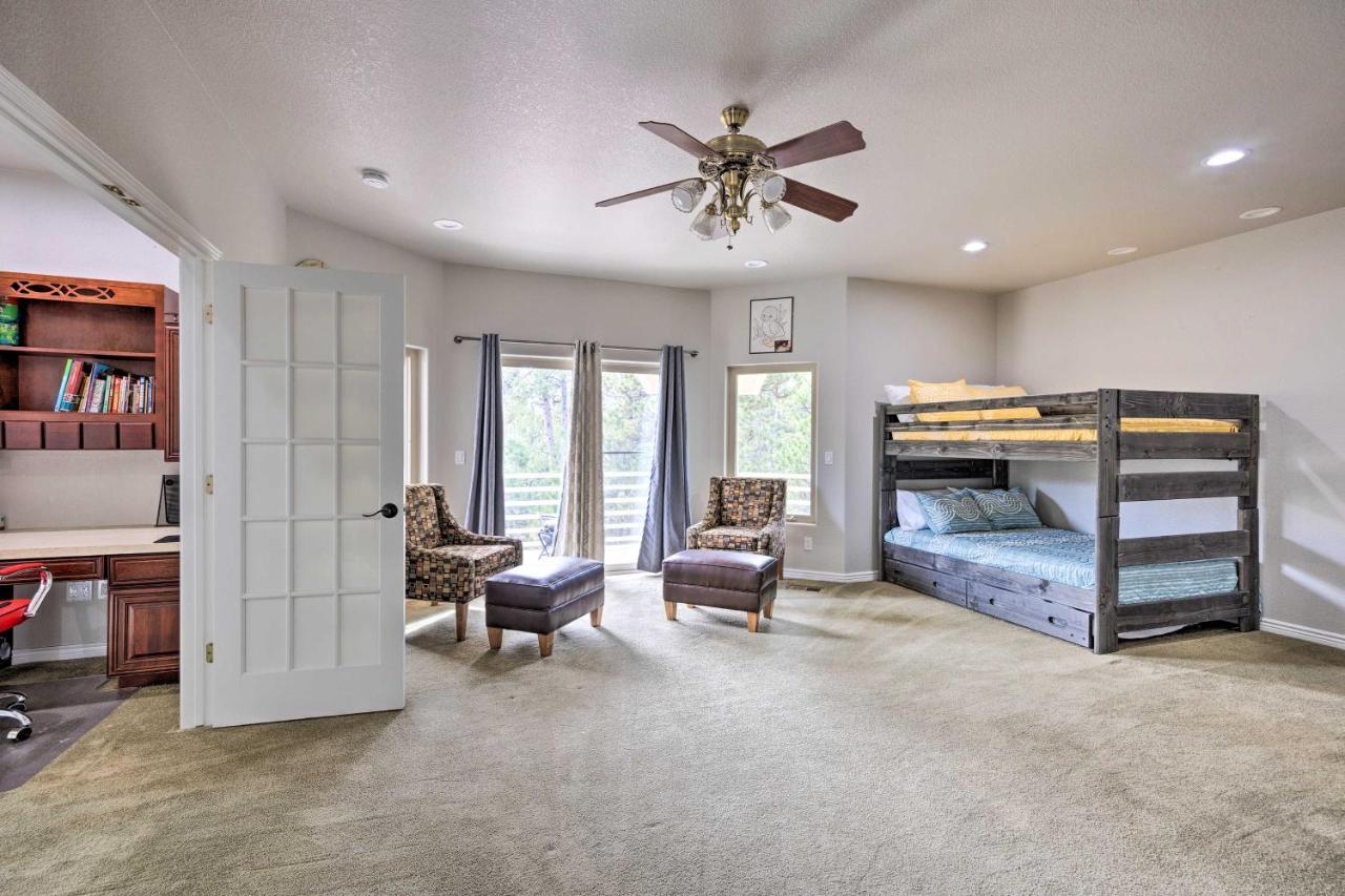 Holiday home Estate With Indoor Pool And Decks About 25 Mi To Dtwn *