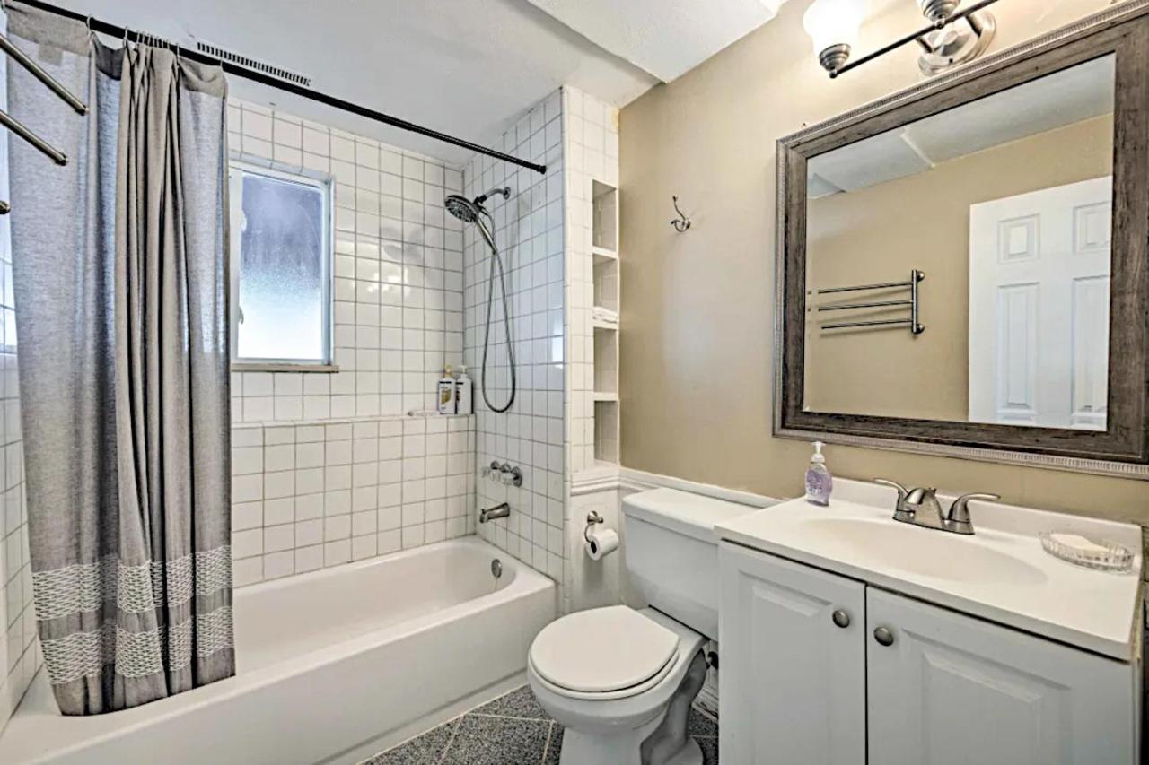 Villa Three Bedroom, California King Bed Colorado Springs