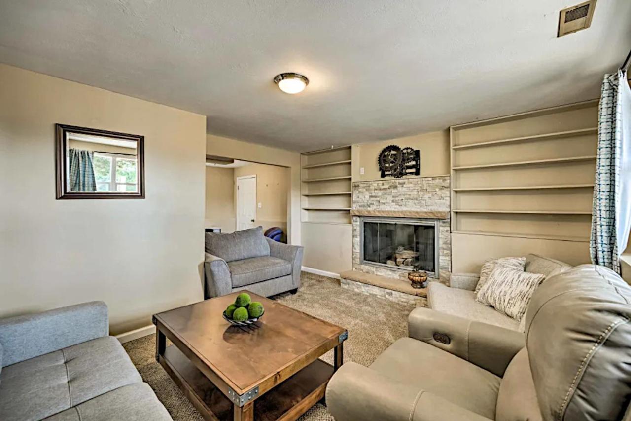 Villa Three Bedroom, California King Bed