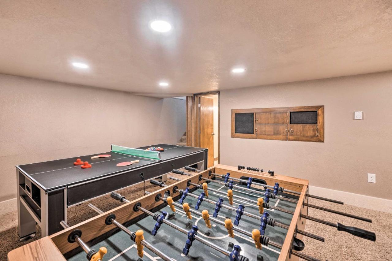 Holiday home Game Room, 3 Mi To Downtown Colorado Springs