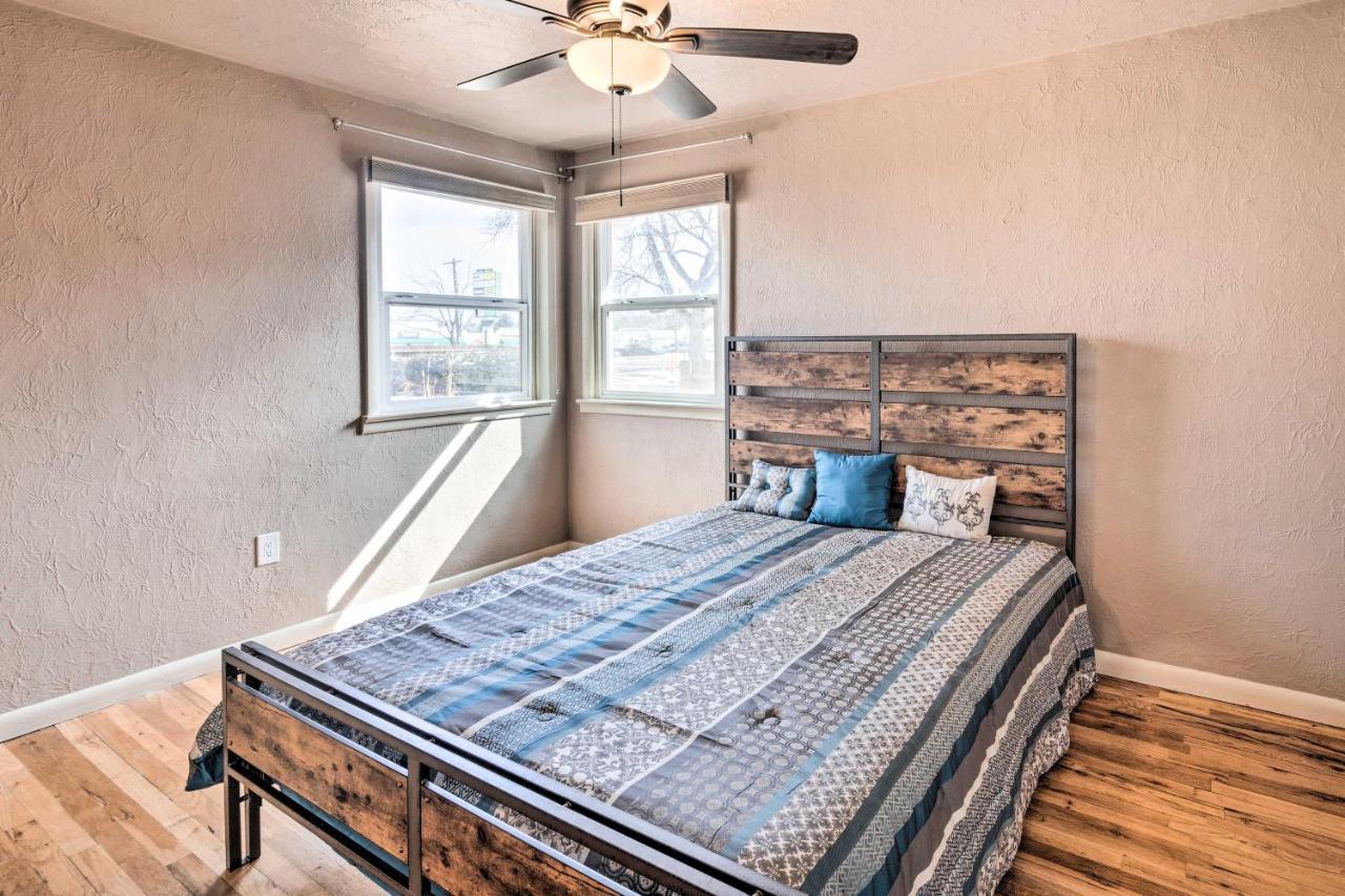 Holiday home Game Room, 3 Mi To Downtown *