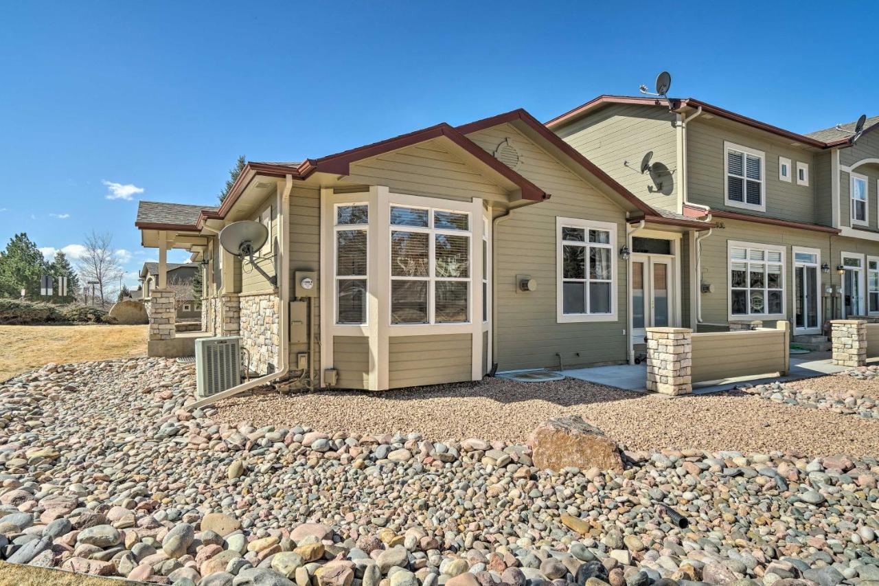 Townhome About 10 Miles To Downtown! Colorado Springs
