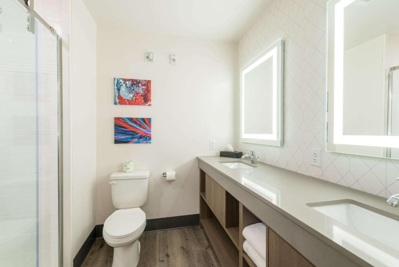 Comfort East - Medical Center Area Hotel 2*