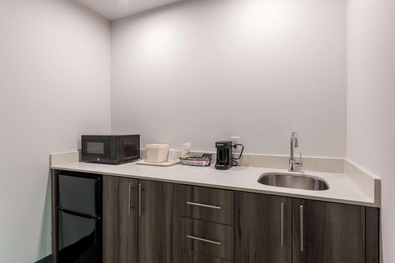 Comfort East - Medical Center Area Hotel 2*