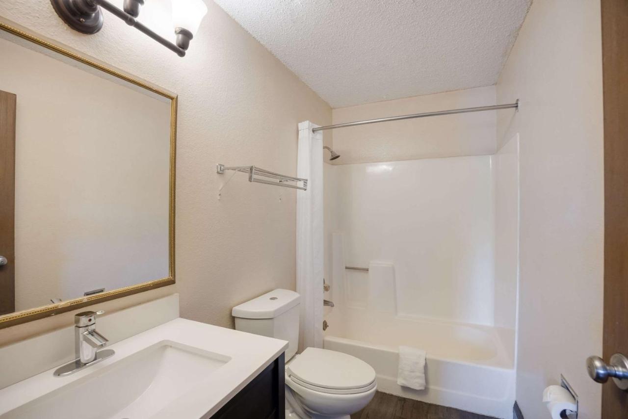 Inn Rodeway Colorado Springs