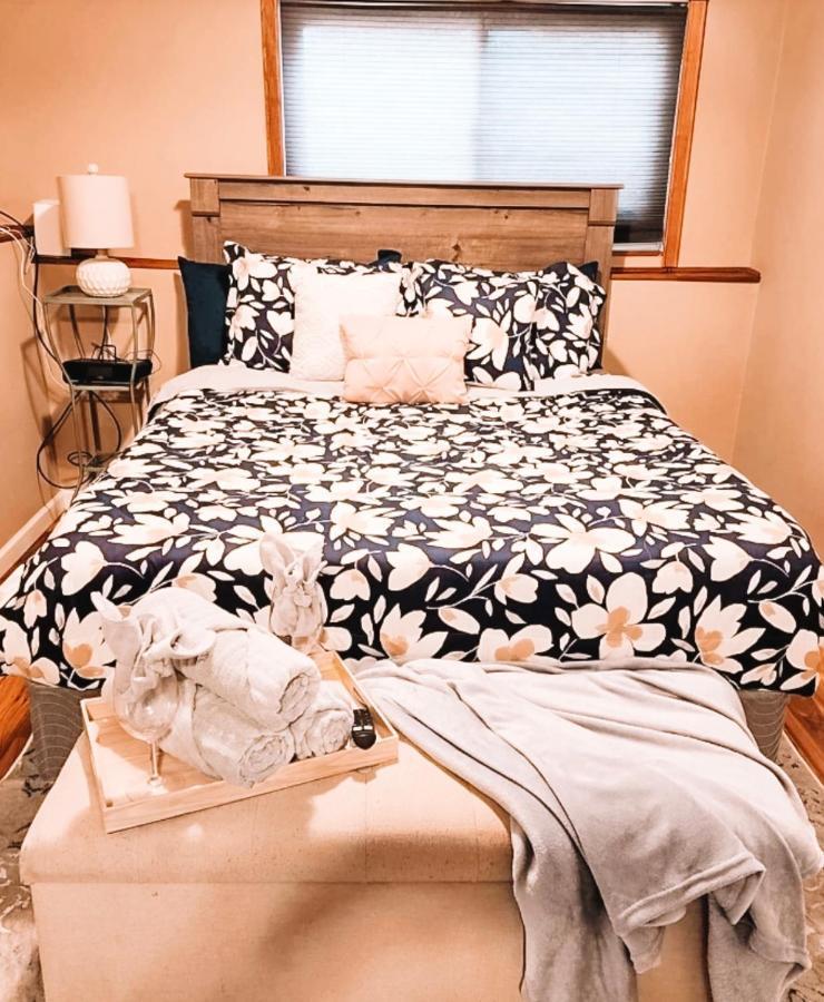 Villa Pet Friendly 2 King Beds Af Academy Sleeps 12 Colorado Springs