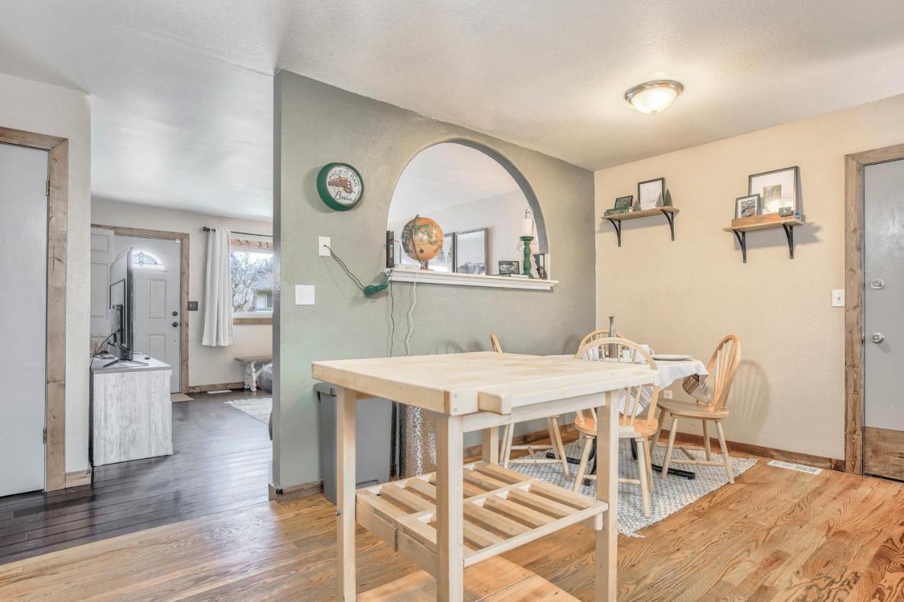 5 Minutes To Downtown And Just Minutes To Military And Hospitals Holiday home *