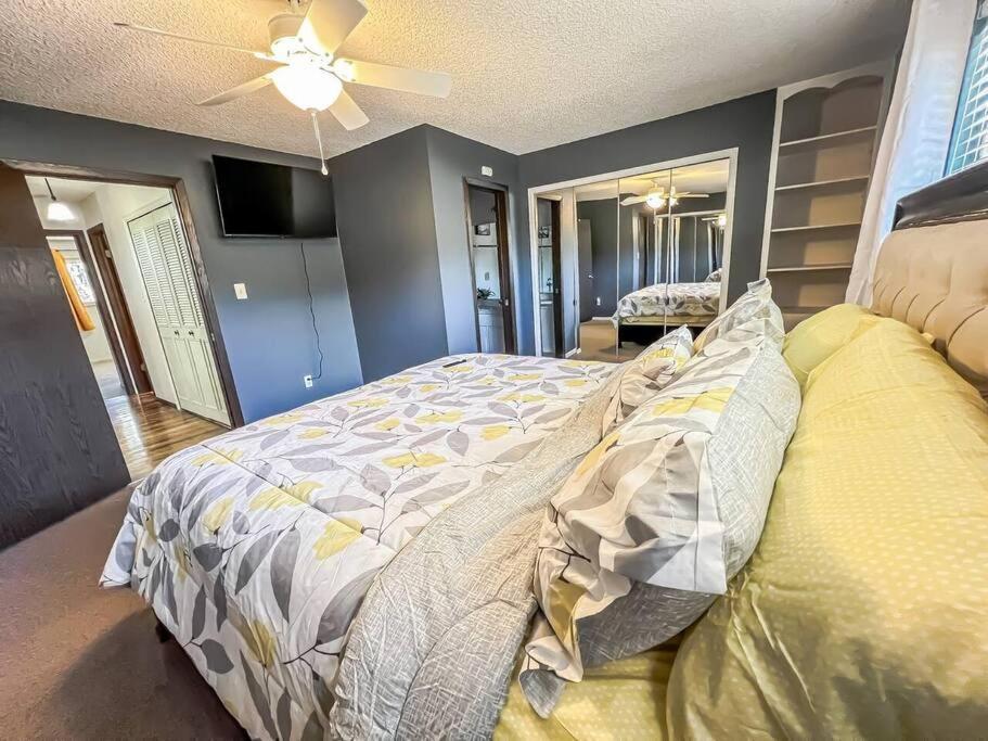 Villa 4 King Beds/6bdrm & 3ba/your Ideal Family Getaway Colorado Springs