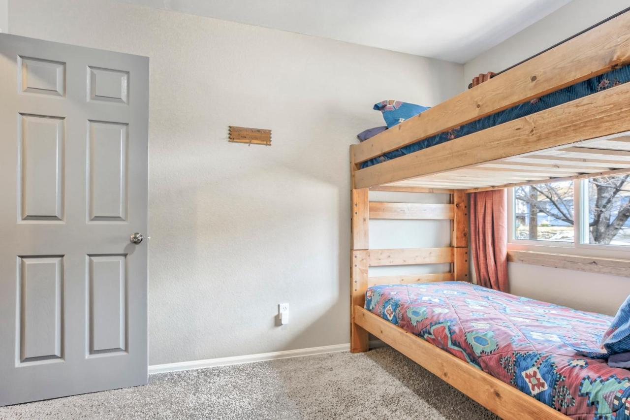 5 Minutes To Downtown And Just Minutes To Military And Hospitals Colorado Springs