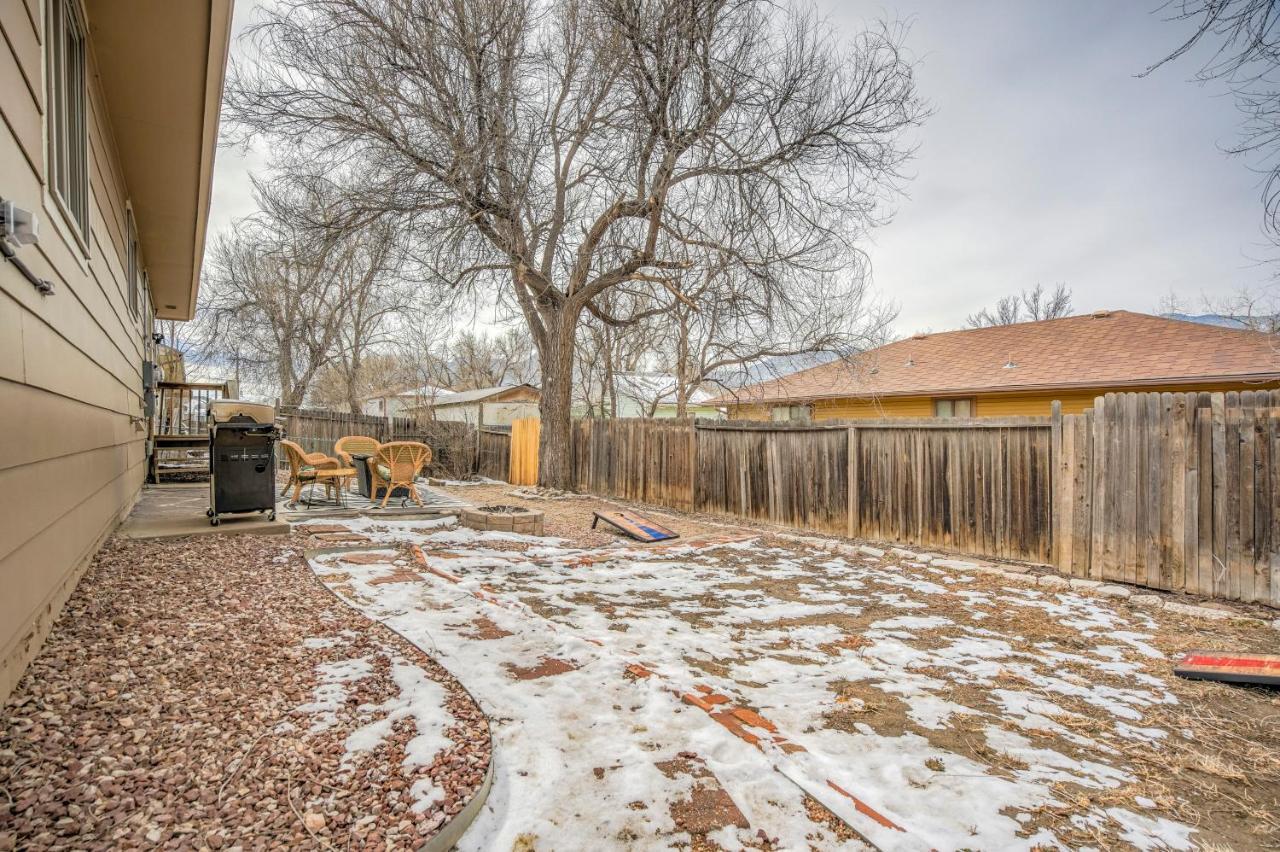 5 Minutes To Downtown And Just Minutes To Military And Hospitals Holiday home Colorado Springs