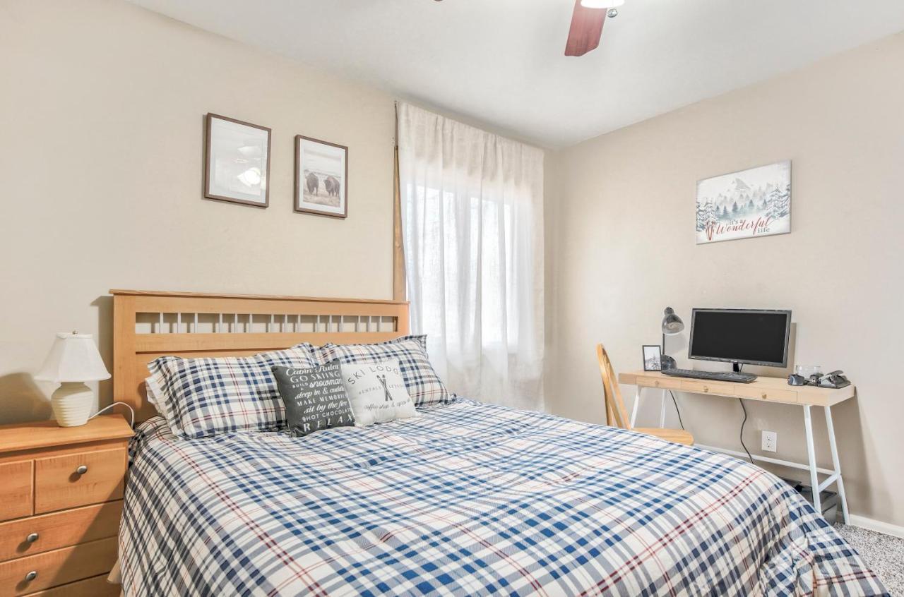 Holiday home 5 Minutes To Downtown And Just Minutes To Military And Hospitals