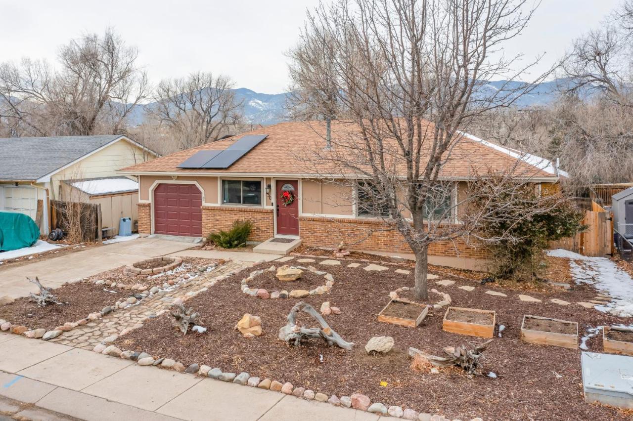 Holiday home 5 Minutes To Downtown And Just Minutes To Military And Hospitals Colorado Springs