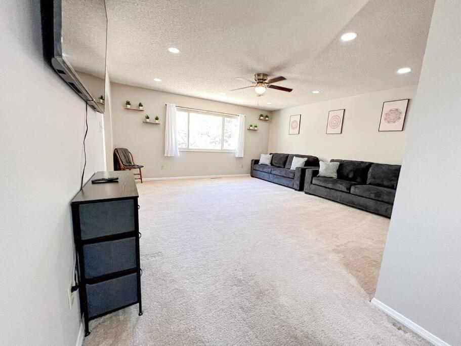 4 King Beds/6bdrm & 3ba/your Ideal Family Getaway Villa *