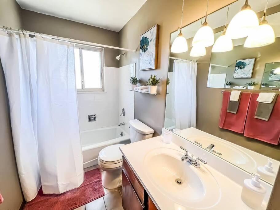Villa 4 King Beds/6bdrm & 3ba/your Ideal Family Getaway Colorado Springs