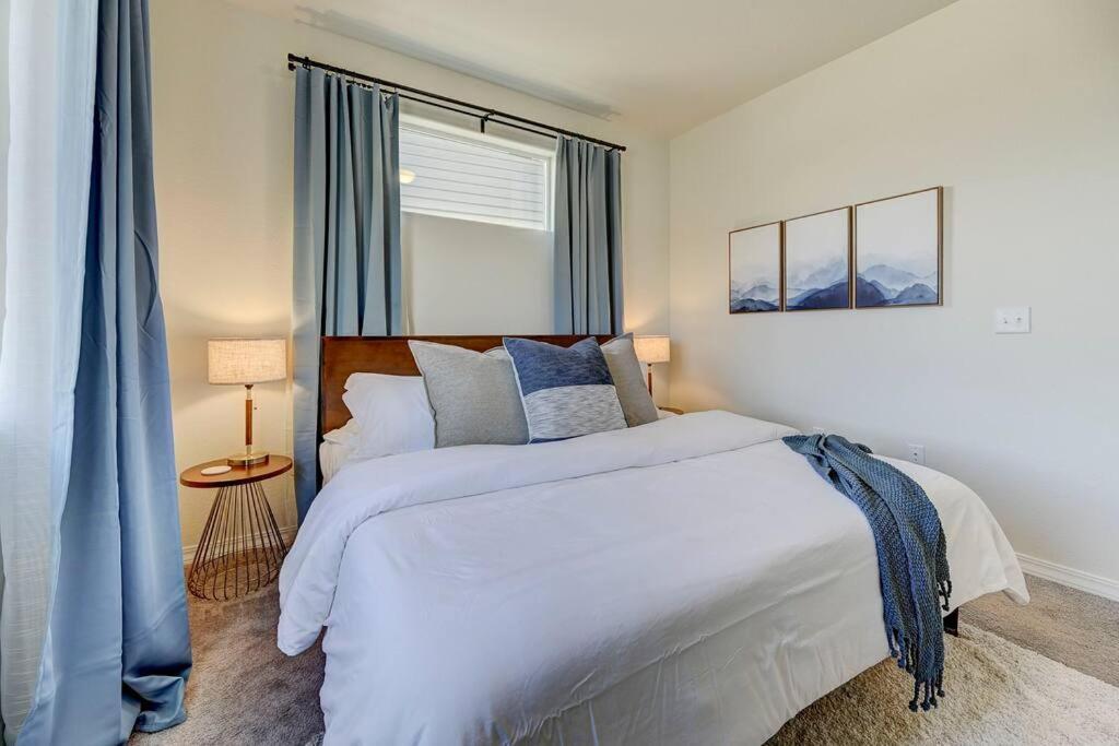 Apartment Modern Luxury, Pet-friendly With Yard And King Bed