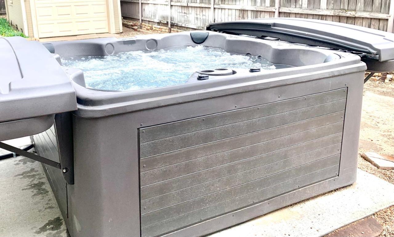 Holiday home Garden House With Hot Tub *