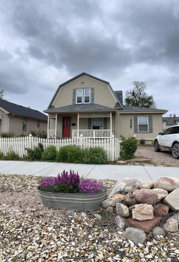 Garden House With Hot Tub Colorado Springs