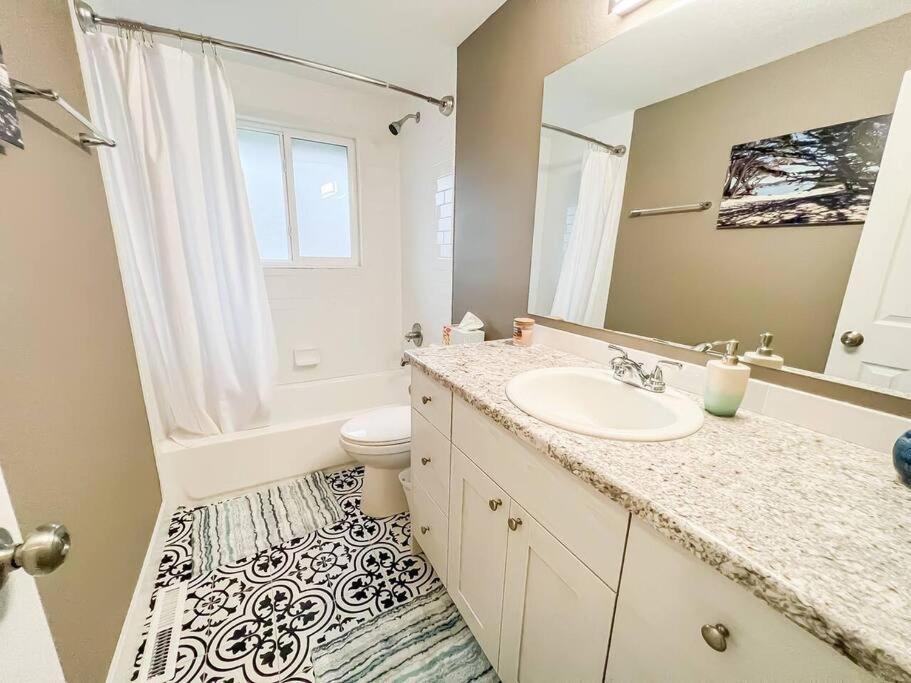 Pet Friendly Close To Downtown Villa Colorado Springs